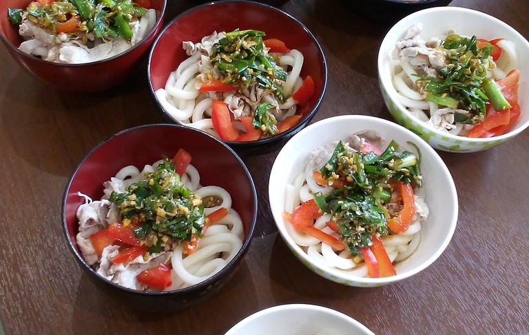 0820 木曜サロン豚しゃぶうどん1